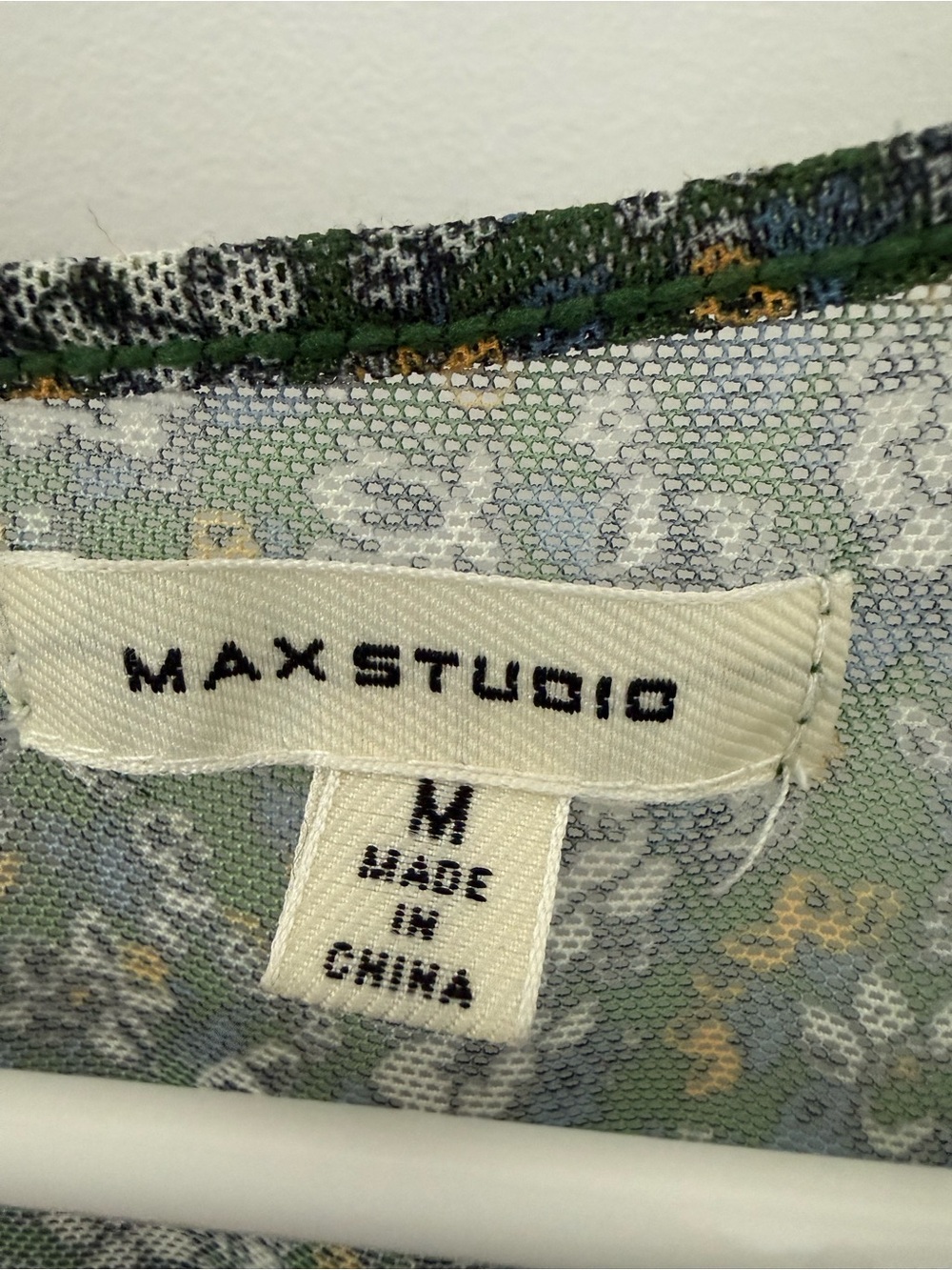 Max Studio Green Floral Ruffle-Sleeve Blouse - Picture 3 of 3